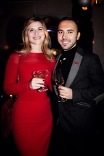 Яна Швейдель, Женя Петров