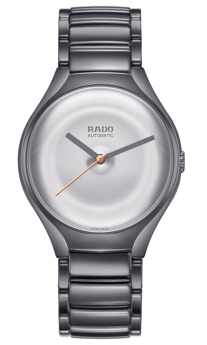 Rado True Face в соавторстве с дизайнером Оскаром Зиетой
