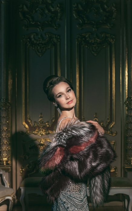 Карина Чепурнова Сопрано исполняет ведущие партии в спектаклях «Баядера», «Сильва», «Веселая вдова». За свою коронную партию — Анжель Дидье в «Графе