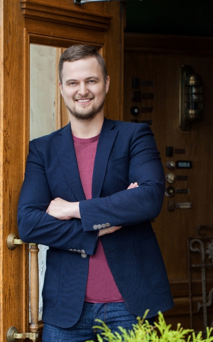 Владимир Хрусталев