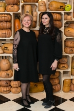 Анастасия Контарович. Ирина Хлопова