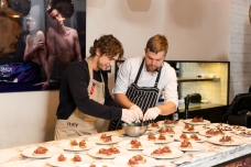 Иван Васильев, Илья Бурнасов