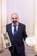 Арам Мнацаканов