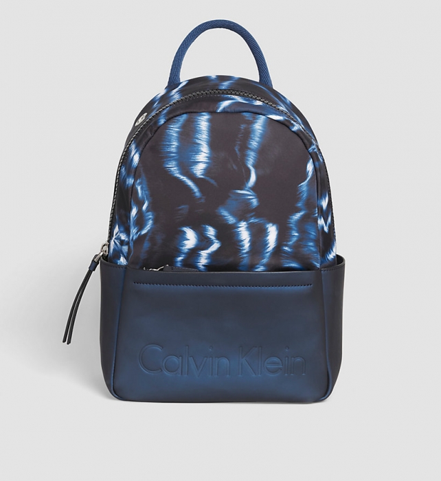 Calvin Klein, 12 900 рублей (Calvin Klein)