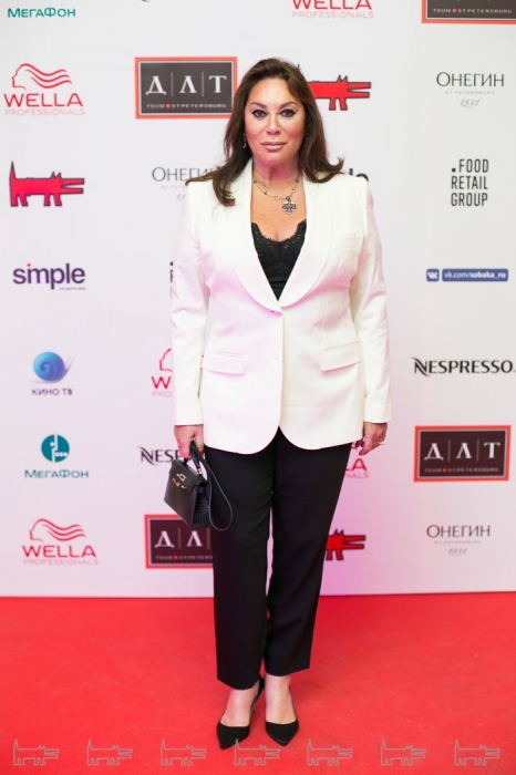 Алла Константиновна на премии «ТОП 50. Самые знаменитые люди Петербурга-2017» от журнала «Собака.ru»