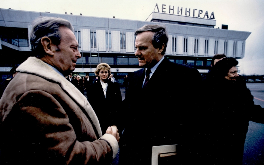 В 1991 году в Петербург прибыл великий князь Владимир Кириллович Романов.