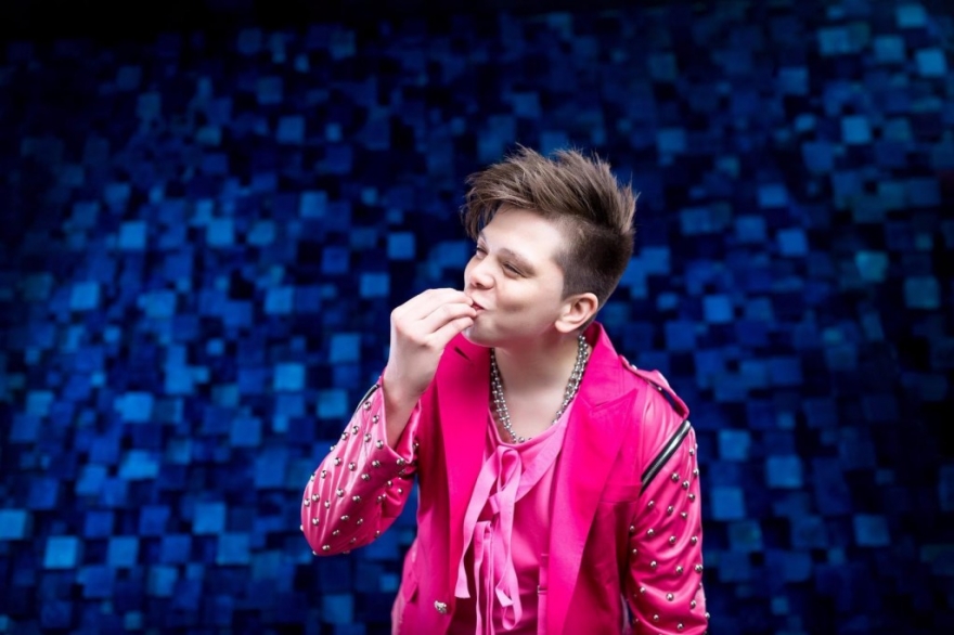 Пятница, 17 ноября«Татаро-башкирский Джастин Бибер», он же Элвин Грей, он же Радик Юльякшин намерен собрать Дворец спорта в рамках гастрольного тура с