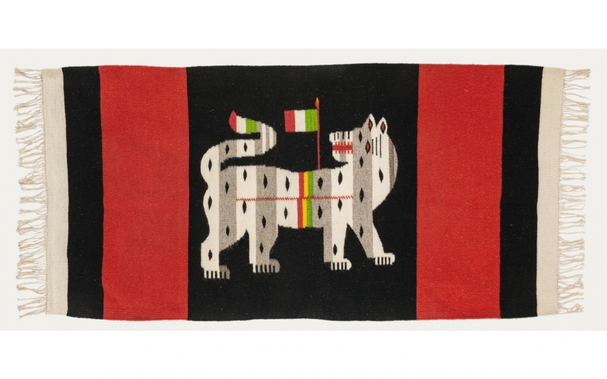 В пестрый период поэт ходил в эксцентричном мексиканском серапе