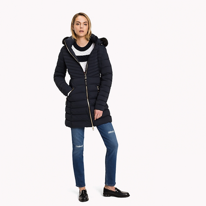 Облегающее пальто, 31 990 рублей