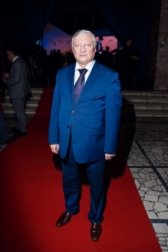 Анатолий Карпов