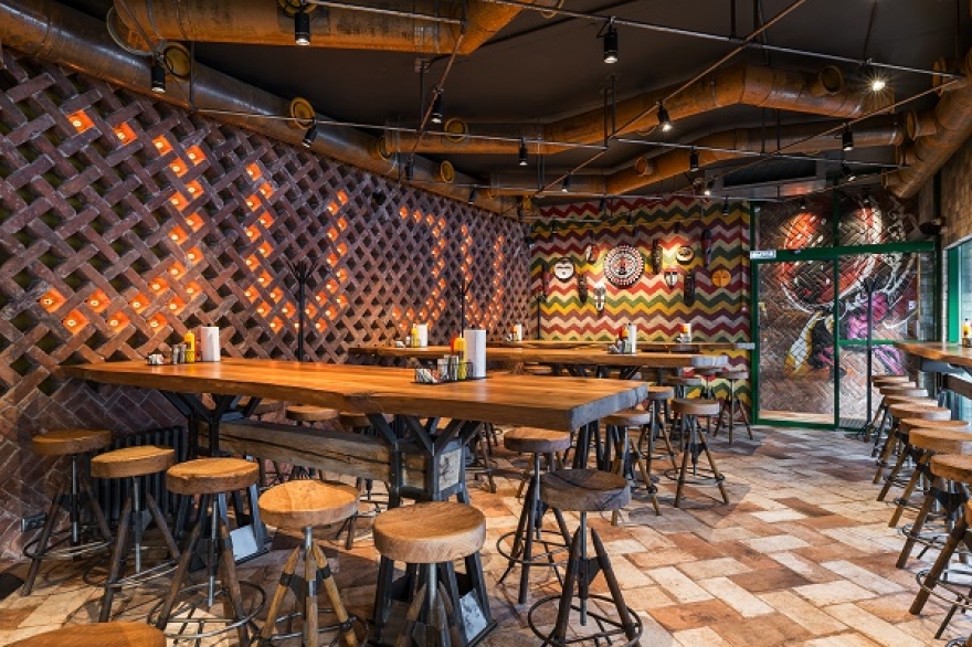 JUJU Burger работает в формате 24/7