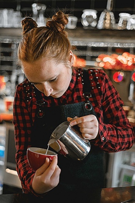 Бариста кофейни Евгения Измайлова