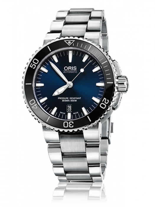 Oris Aquis Date, 118 400 рублей