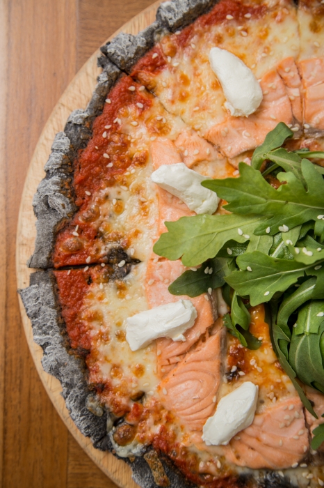 "Неро с лососем" в Peperoni