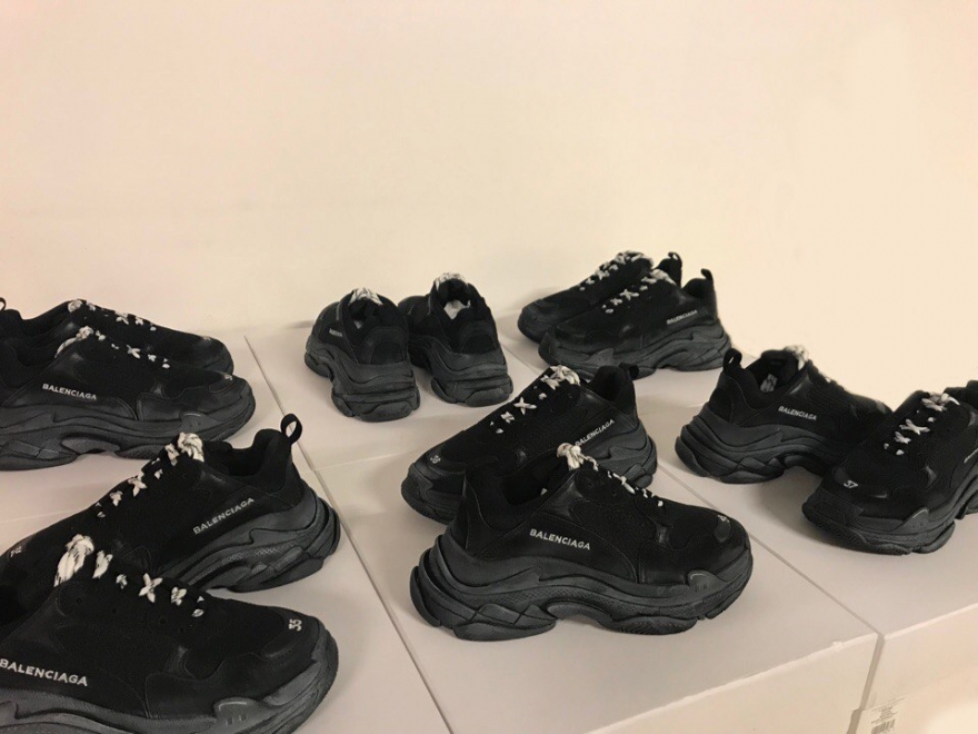 Balenciaga Triple S Black