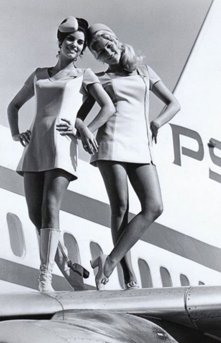 Стюардессы, 1960-е