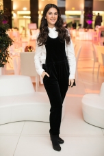 Алина Возбранная