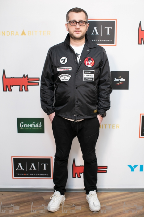 Борис Пиотровский в куртке Neighborhood