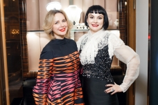 Дженни Яснец. Ульяна Туник