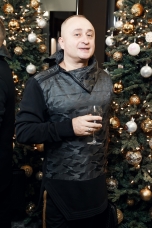 Владимир Букат