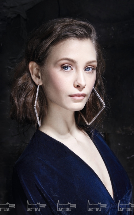 Платье Rick Owens (DayNight), серьги 22.13 Gift (2213 gift.ru)