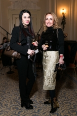 Ксения Абрамова, Елена Абрамова