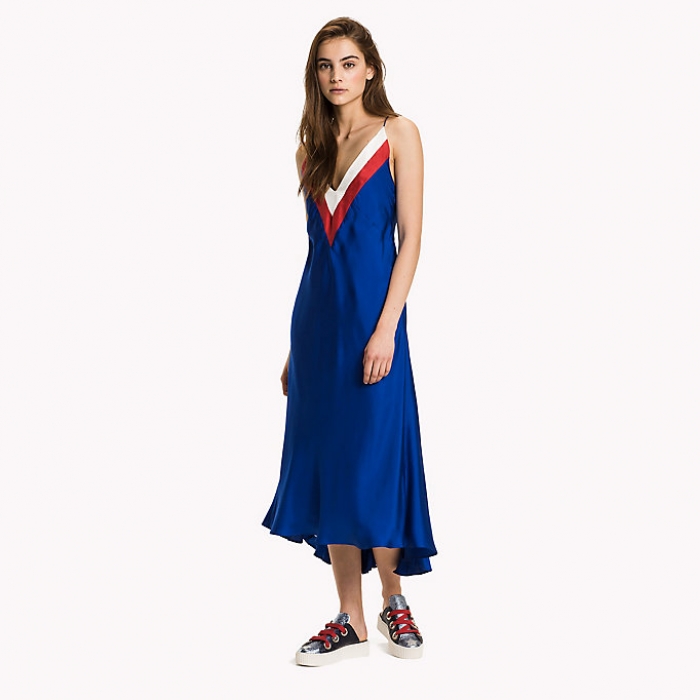 Hilfiger Collection, 28 693 рублей (Tommy Hilfiger)