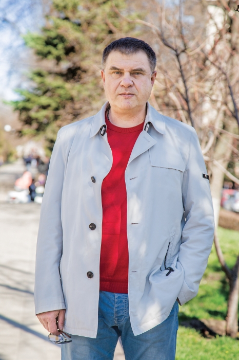 Юрий ИзваринПредприниматель, болельщик команды СКА с сорокапятилетним стажем В СССР развлечений, кроме кино и футбола, не было, и уехать со стадиона