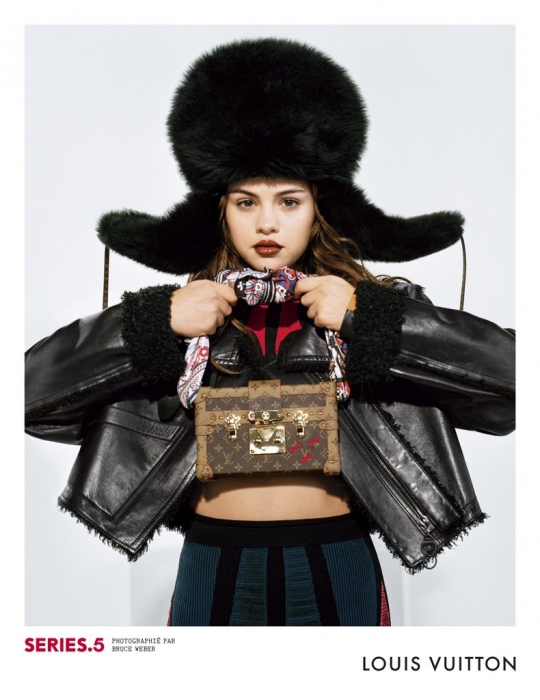 Селена Гомес в кампейне Louis Vuitton осень-зима 2016/17