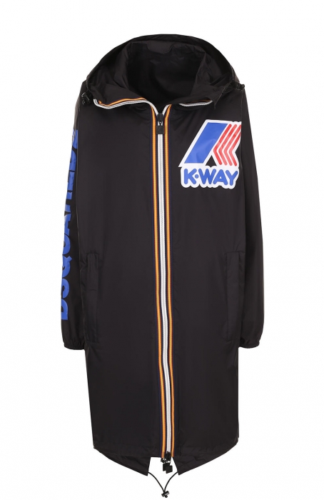 Dsquared2, 17 950 рублей (вместо 35 900 рублей)