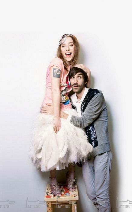 Тута Ларсен в Bondarev с основателем бренда и победителем конкурса 2009 года Сергеем Бондаревым