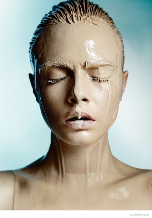 Кара Делевинь для журнала Allure, фото Марио Тестино