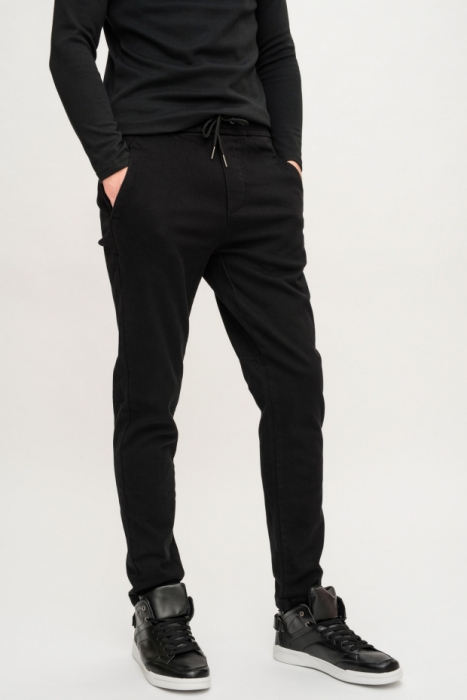 Мужские брюки Befree, 999 рублей вместо 2599 рублей