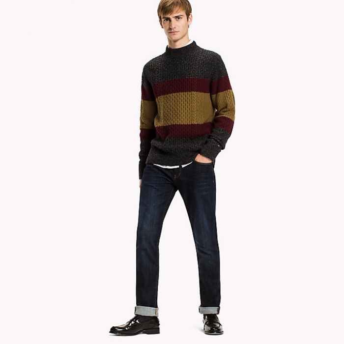 Свитер Tommy Hilfiger, 7495 рублей вместо 14 990 рублей