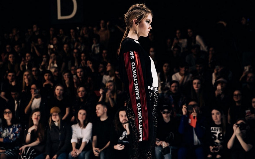 Показ Saint-Tokyo на Mercedes-Benz Fashion Week Russia