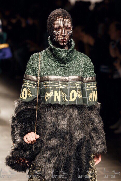 Показ финалистов «Новых имен в дизайне-2017» в рамках Mercedes-Benz Fashion Day в Петербурге