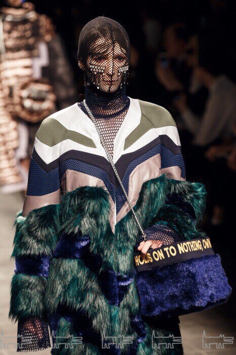 Показ финалистов «Новых имен в дизайне-2017» в рамках Mercedes-Benz Fashion Day в Петербурге