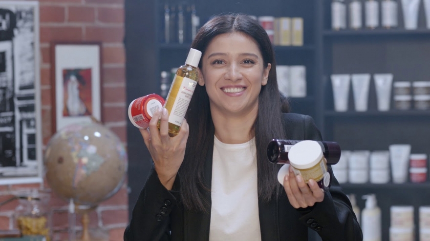 Актриса Равшана Куркова