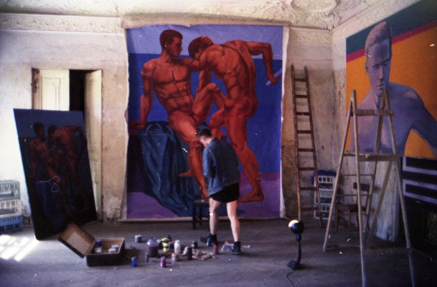 Георгий Гурьянов в мастерской на наб. р. Фонтанки, 145. Нач. 1990-х