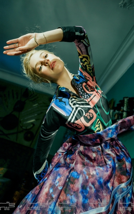 На Марии Гордович: рубашка J. W. Anderson (ДЛТ), юбка Alina Nikolaenko (Alina Nikolaenko)