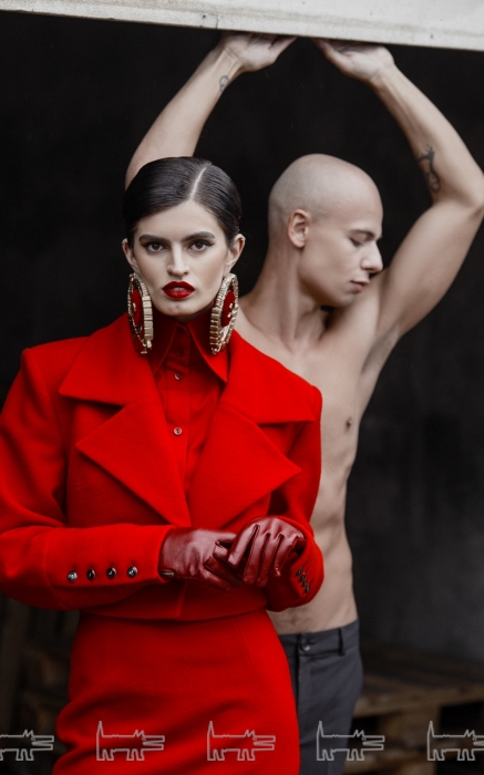 Саша Паника в лукбуке весенней коллекции Dress Up Hero