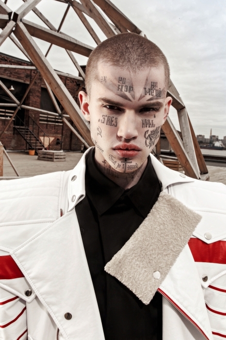 Dress Up Hero, осень-зима 2017/18, фото Данила Ярощука