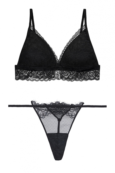 Tezenis, бюстгальтер 999 рублей, трусы 249 рублей (Tezenis)