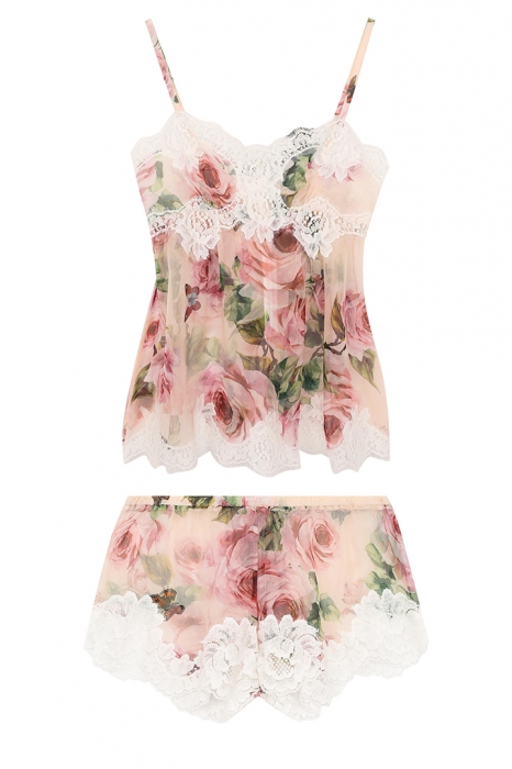 Dolce & Gabbana, топ 51 700 рублей, шорты 21 850 рублей (ДЛТ)