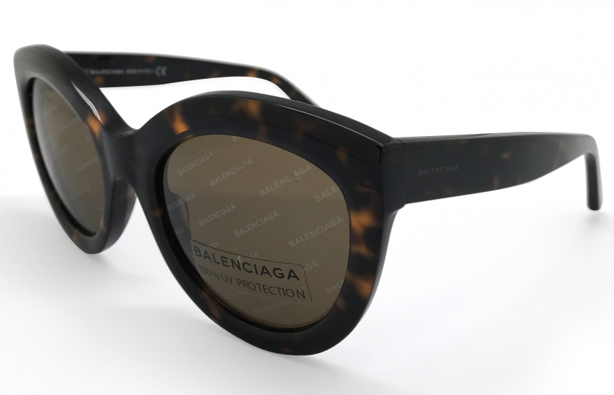 Очки Balenciaga, 23 200 рублей («Леге Оптика»)