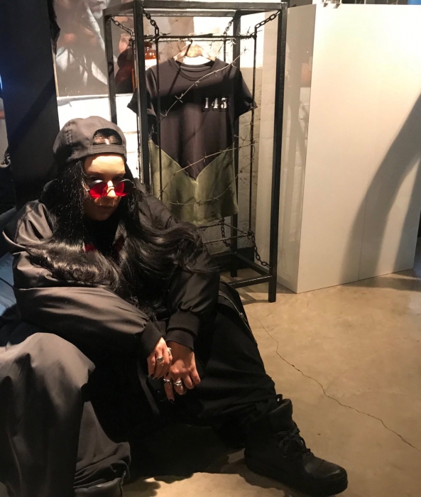 Певица Елка в магазине Bad Design