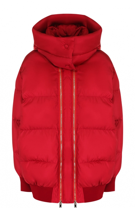 Женский пуховик Stella McCartney, 122 000 рублей (ДЛТ)