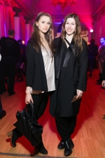 Яна Милорадовская. Элла Персон