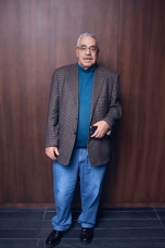 Виктор Новиков