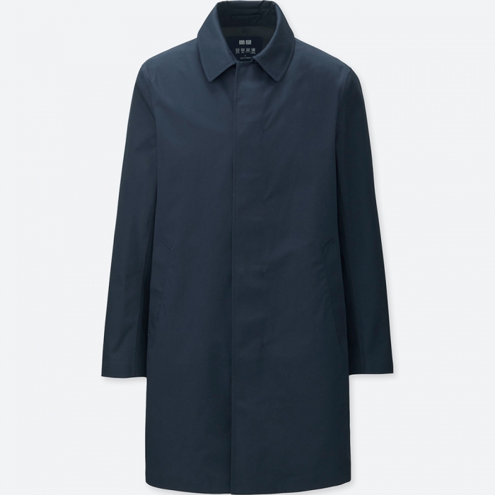 Мужской плащ UNIQLO, 7999 рублей (UNIQLO)